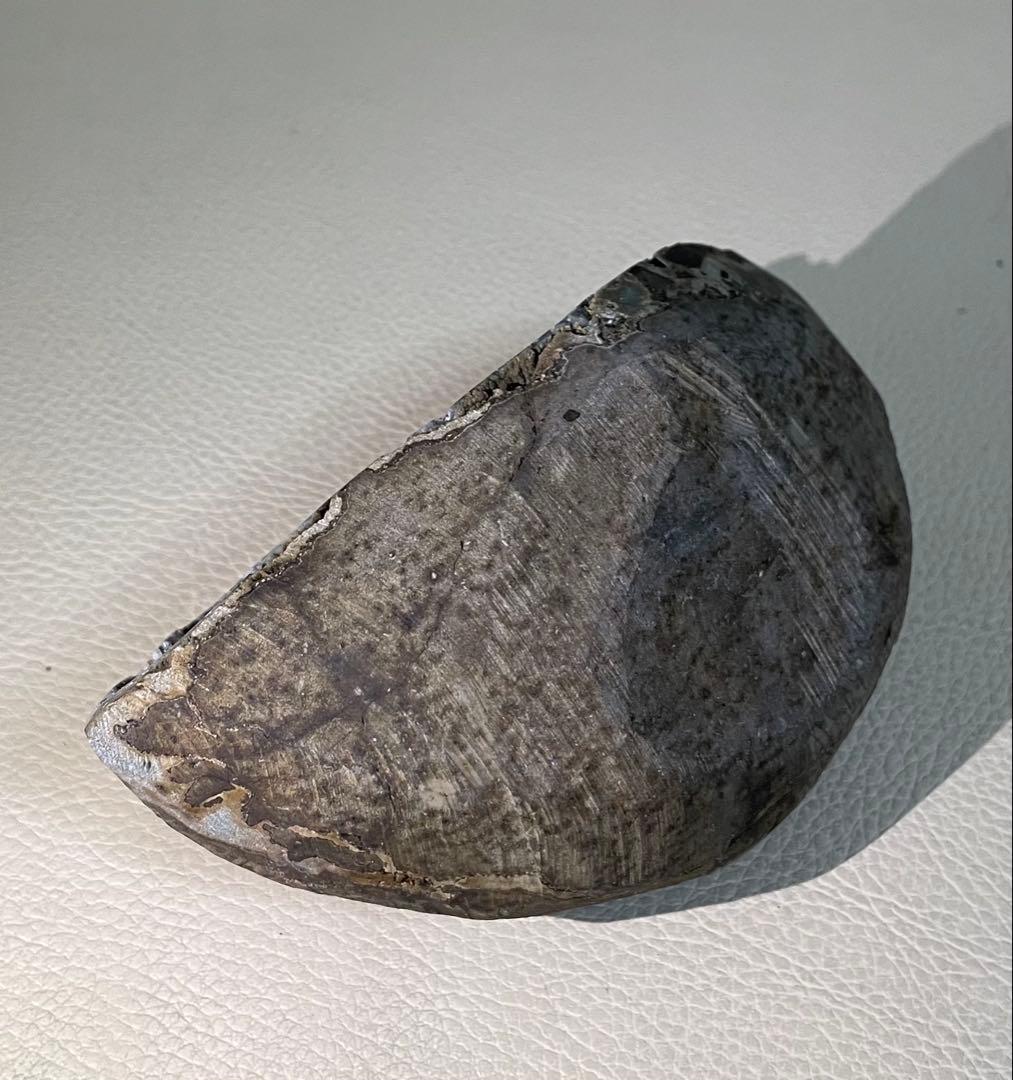 ブラックギャラクシーアメジストドーム ドゥルージー 山型 森模様 ジオード 晶洞