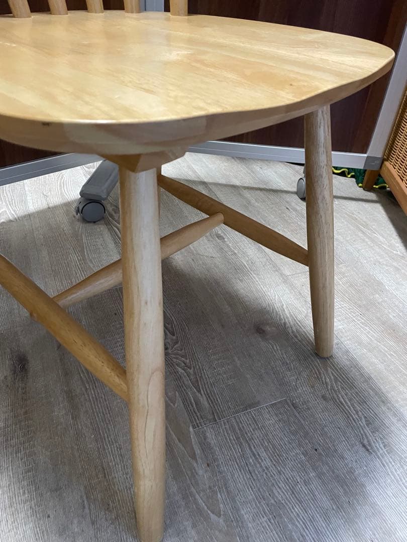 ウィンザーチェア　木製スピンドルバック　ダイニングチェア　②