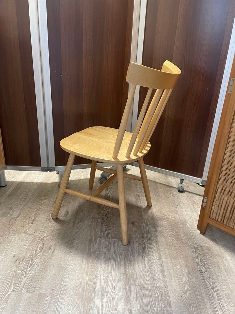 ウィンザーチェア　木製スピンドルバック　ダイニングチェア　②