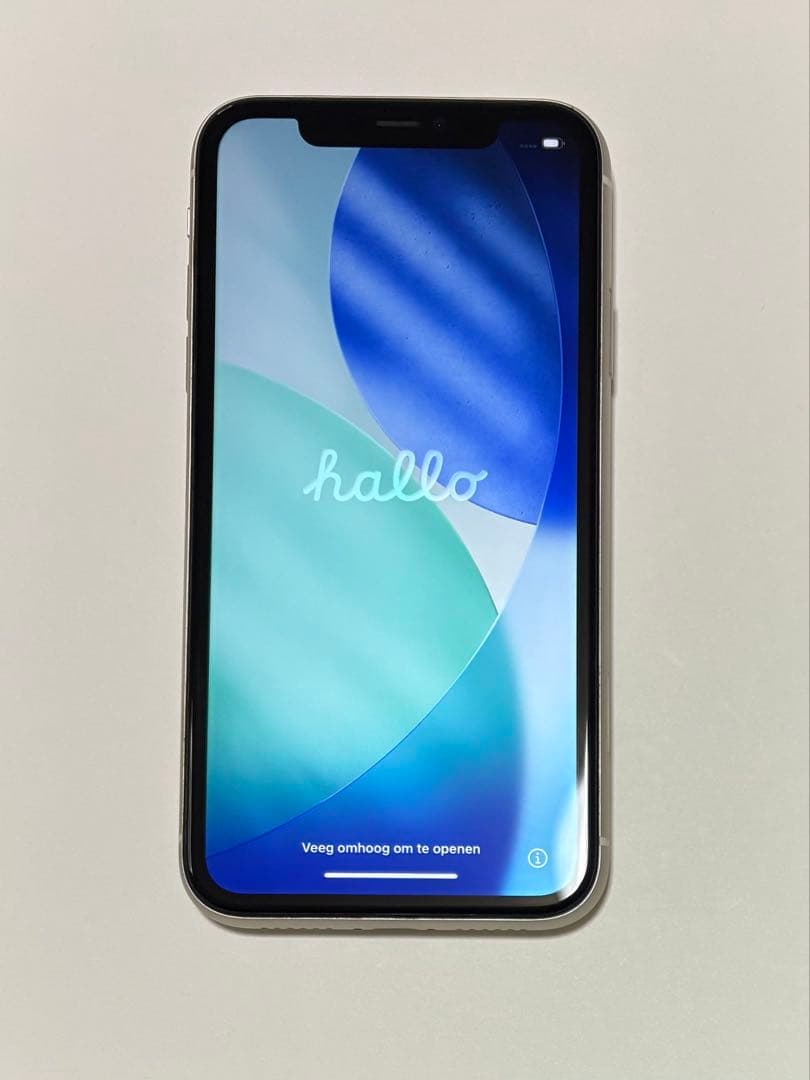 iPhone11、ホワイト、SIMロック解除済み、付属品、箱付き