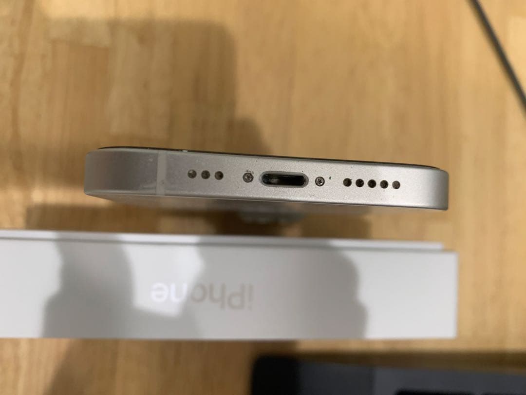 【12/21限定値下】Apple iPhone 14 ホワイト 本体　128GB