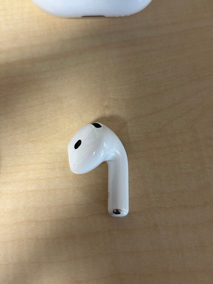 Airpods4 (第4世代)