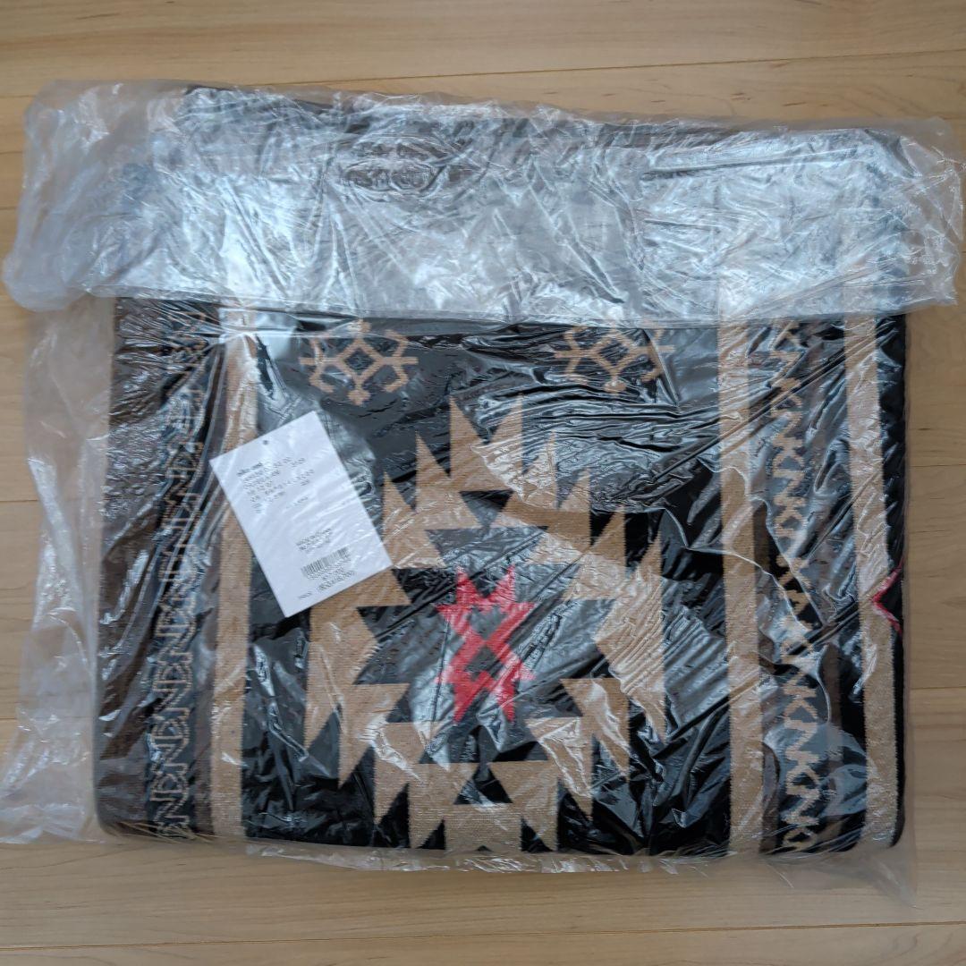 【新品未開封】niko and ニコアンド オルテガラグマット 140×200