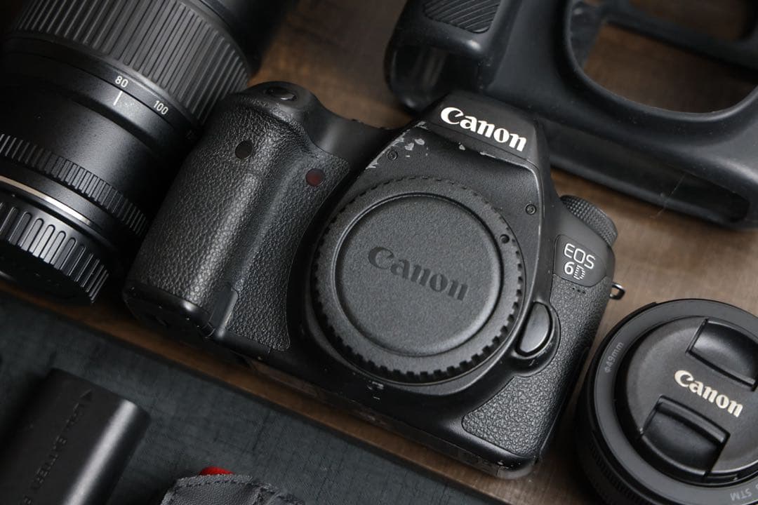 【セット売り】Canon EOS 6D +Lレンズ2本+単焦点レンズ