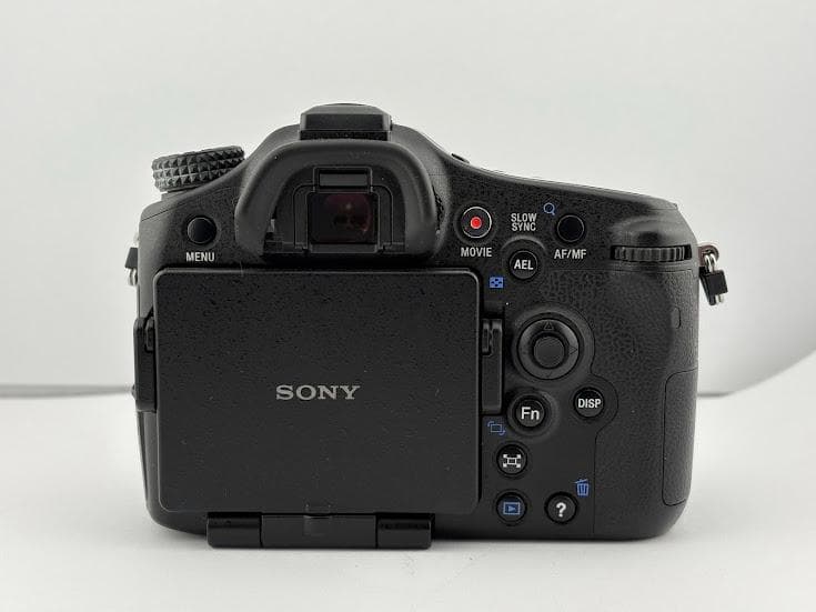 ★極上美品★ソニー SONY α77 SLT-A77V『ショット数15,015』