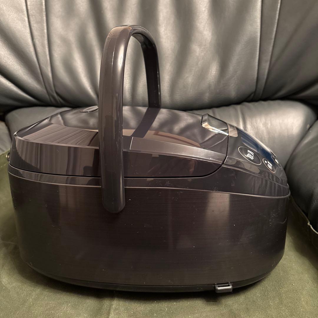ゆ*き様 タイガーIHジャー炊飯器 JPW-Y100 ブラック2025年製use
