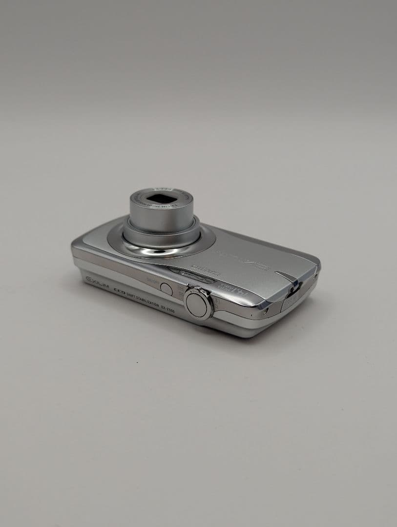 CASIO EXILIM EX-Z550 シルバー