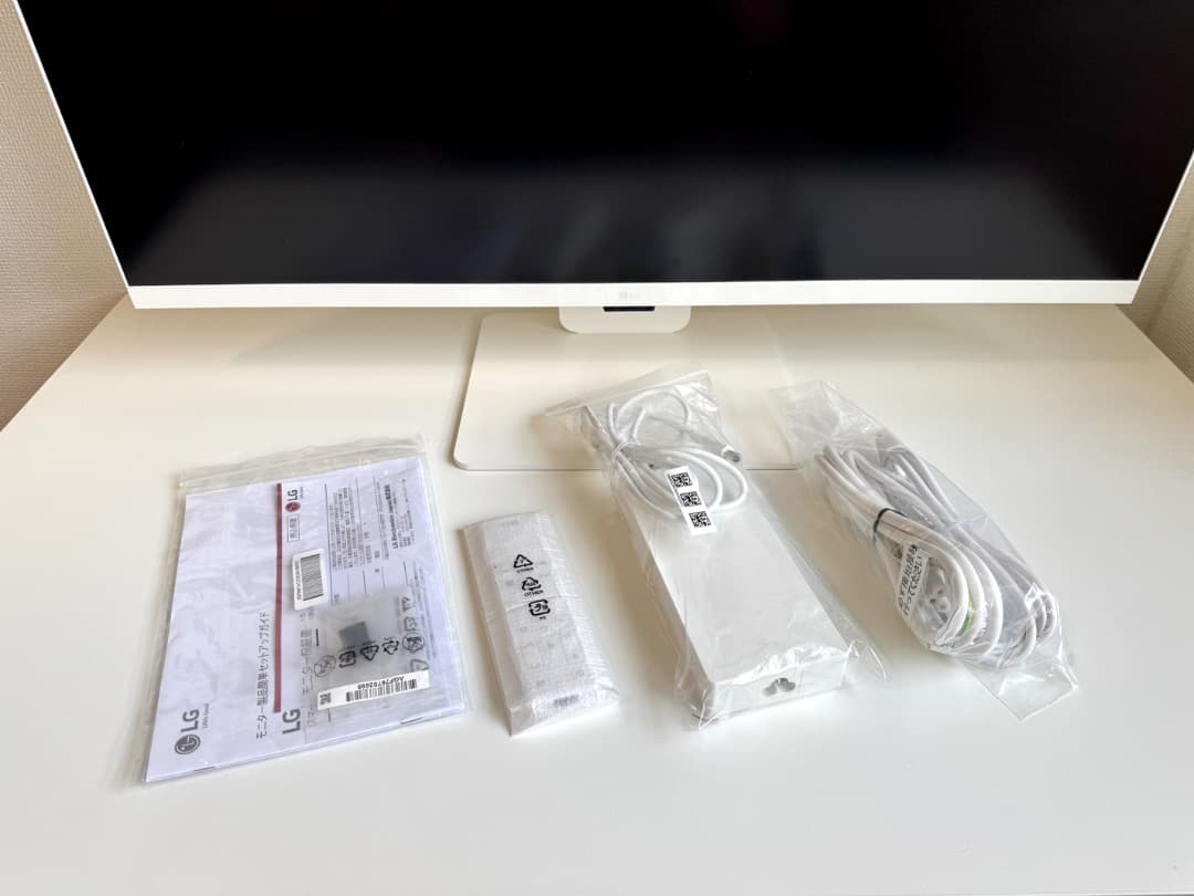 ディスプレイ・モニター本体 LG MyView Smart Monitor 4K IPS 32SR83U-W