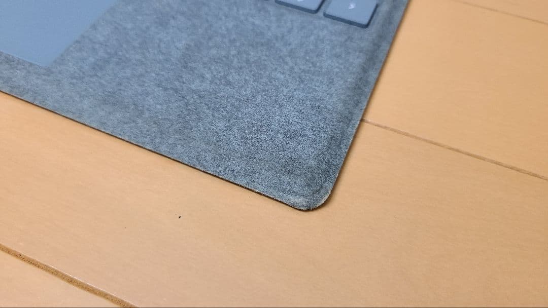 Surface Pro 6 本体 + キーボード + ACアダプター+ケース
