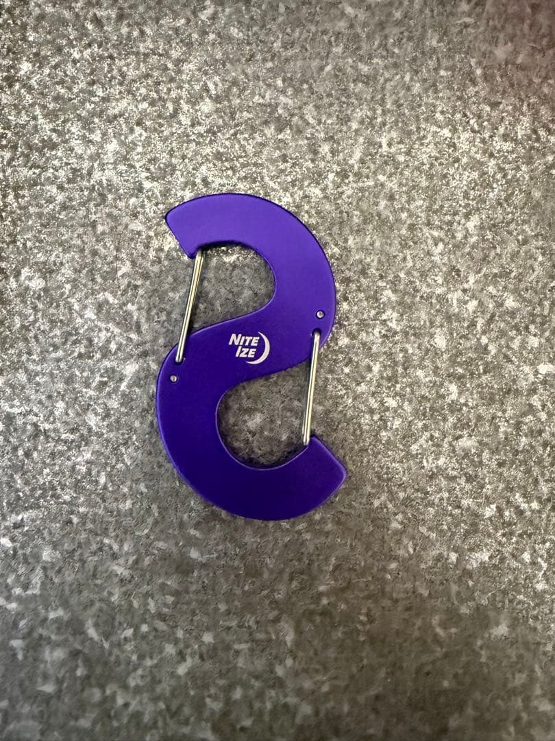 Supreme S Logo Keychain Nite ize カラビナ