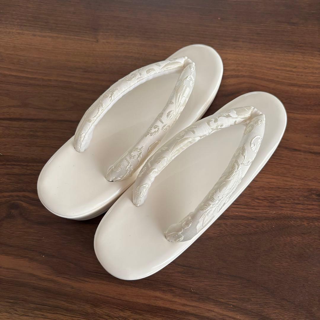 ホワイト和装用バッグと草履セット 成人式 振袖 22.5-23cm