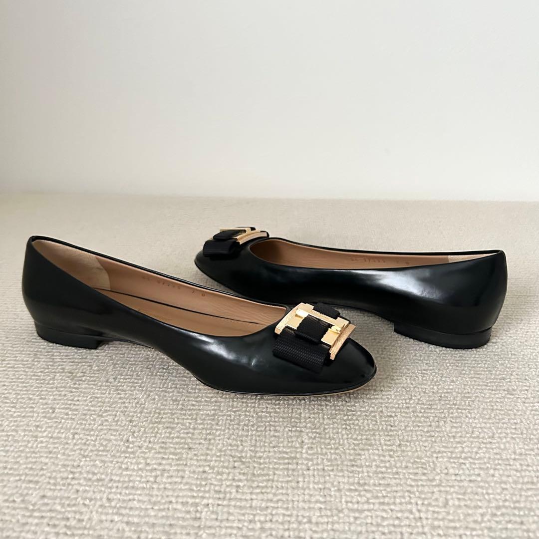サルヴァトーレ フェラガモ フラットシューズ パンプス 黒 24.5cm 7