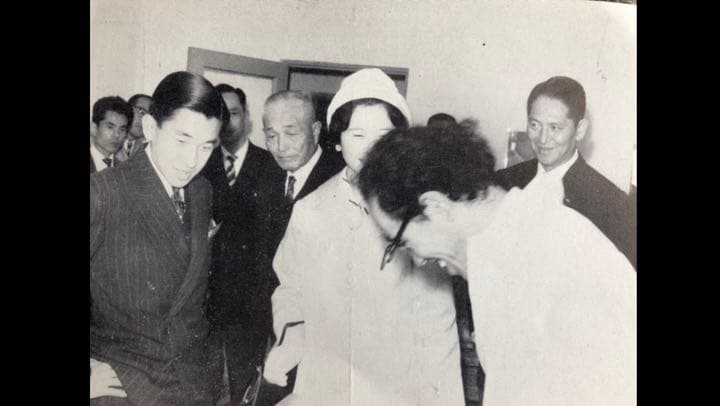 Buddha statue [弥勒菩薩] 今村三郎作品 石膏彫刻 8万円。