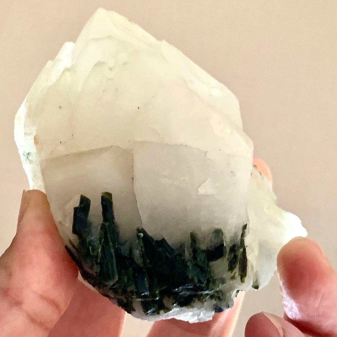 エピドートインアンフィボールクォーツd特大