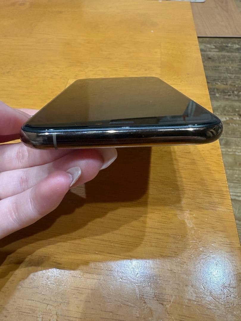 iPhoneXs SIMロックあり