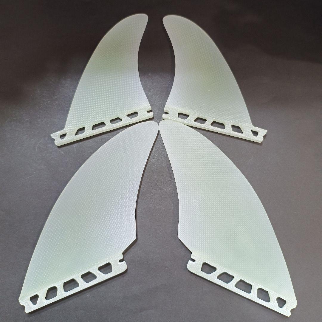 ラスト1セット　ＶＯＬＡＮカラー クワッドフィン　フューチャーフィン対応