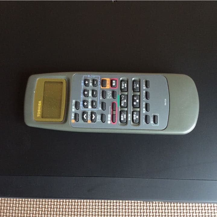 東芝DVDビデオCASSETTE RECORDER SD-V800 (美品)