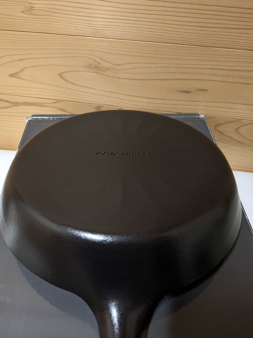 【未使用】バーミキュラ フライパン 26cm ウォールナット ガス・IH対応