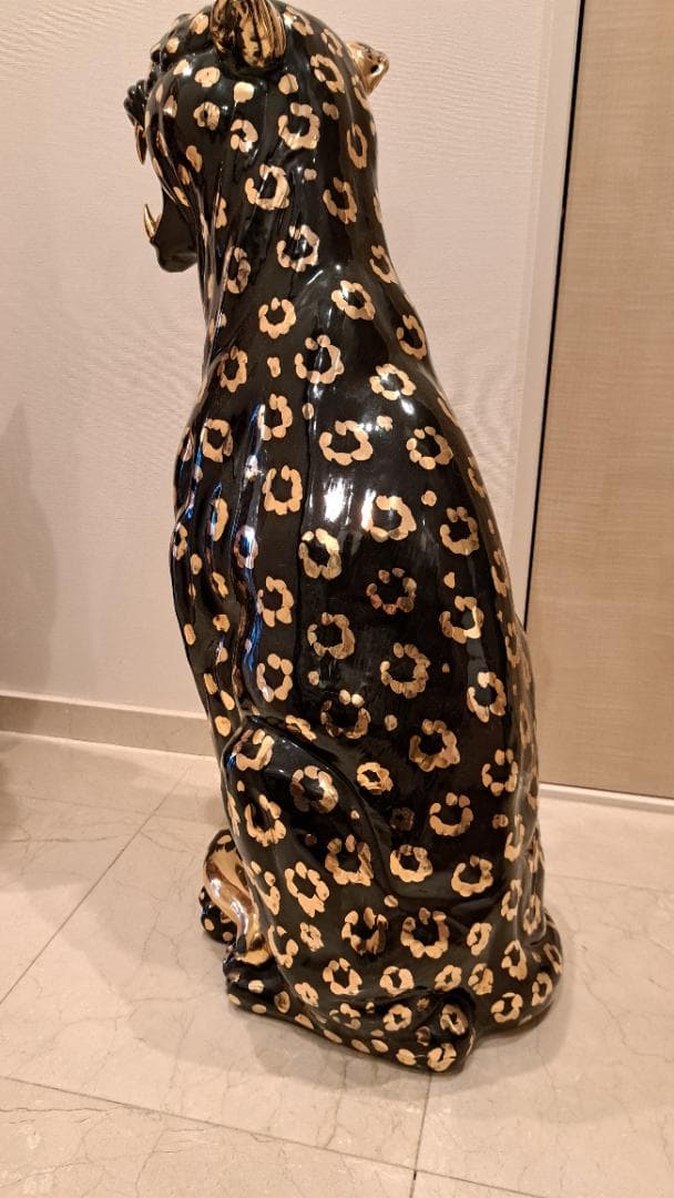 豹(黒)　陶器置物