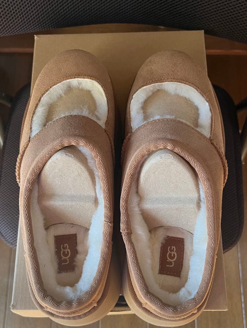 UGG W BEA MARY JANE CHESTNUT アグ　メリージェーン