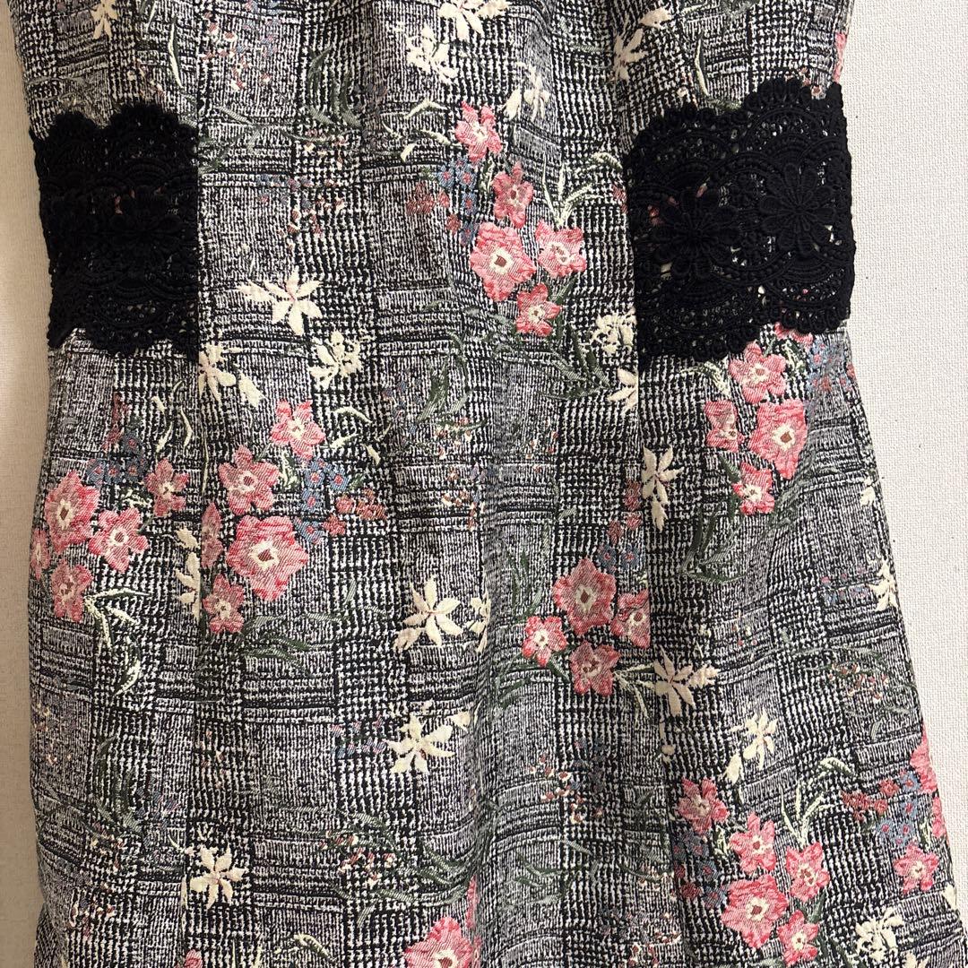 スーパービューティー44⭐︎黒xピンクノースリーブ花柄ワンピース