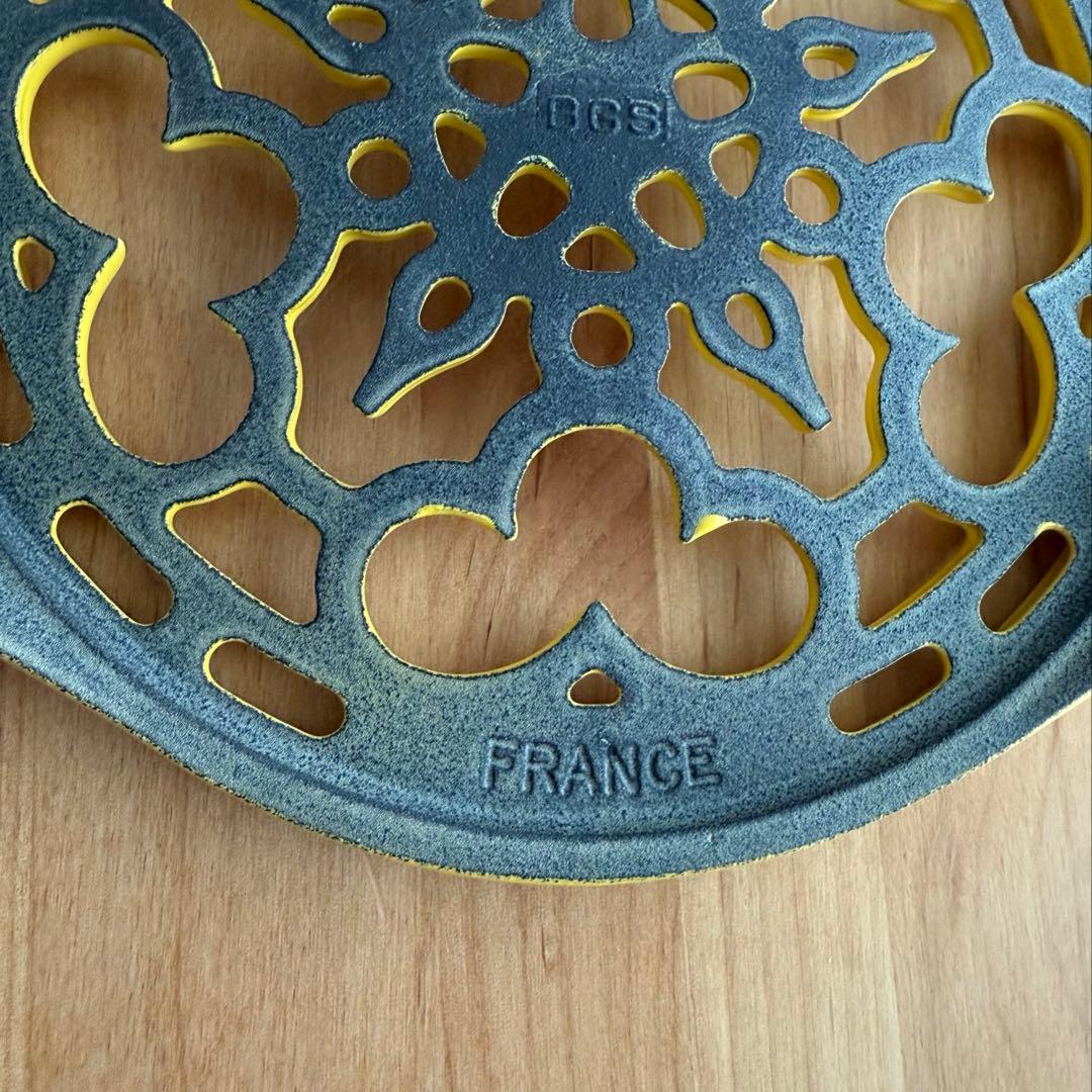ココ　LE CREUSET 鍋敷き　イエロー　ル・クーゼ