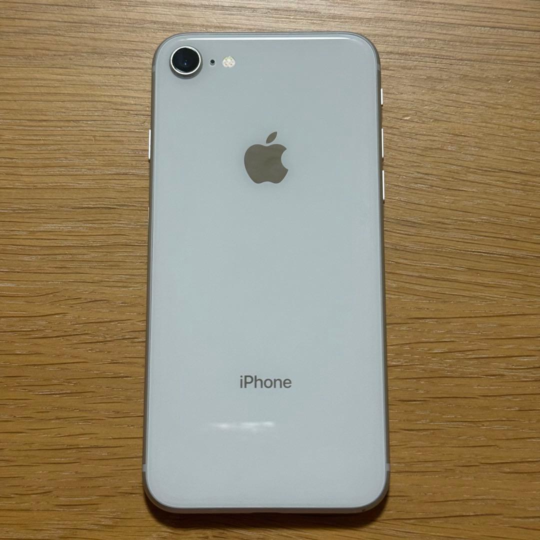 S*）様 Apple iPhone 8 64GB