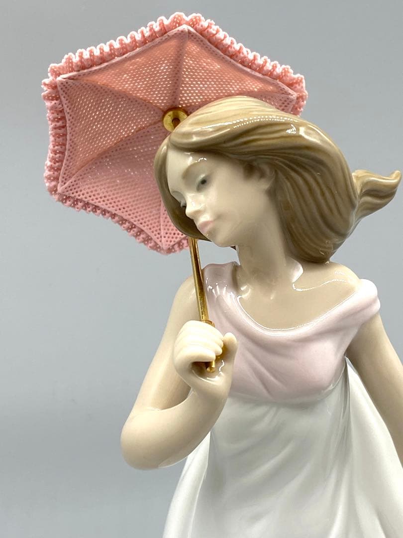 LLADROリヤドロ 春の光の中で7636 希少 廃番 破損なし フィギュリン