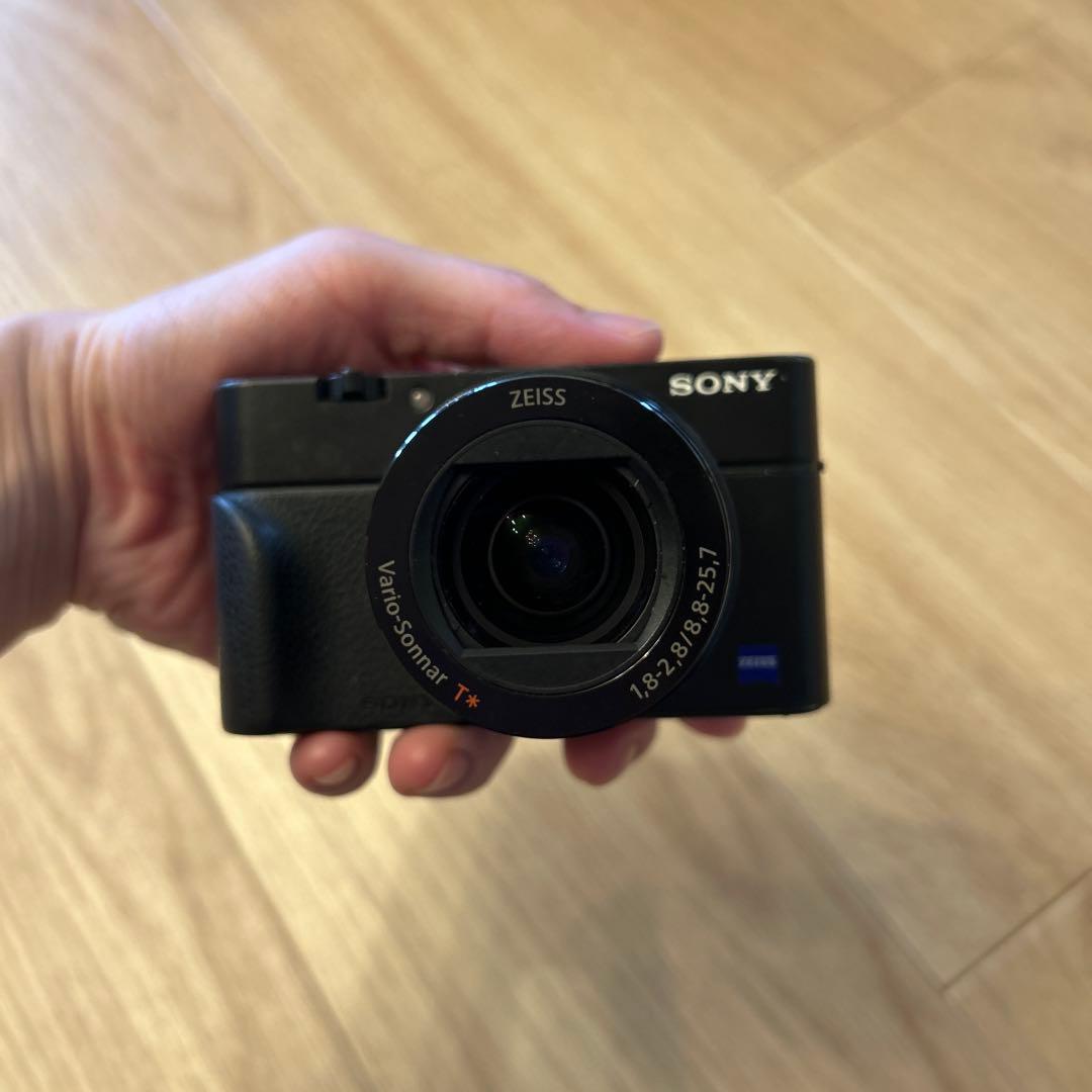 SONY コンパクトカメラRX100Ⅲ