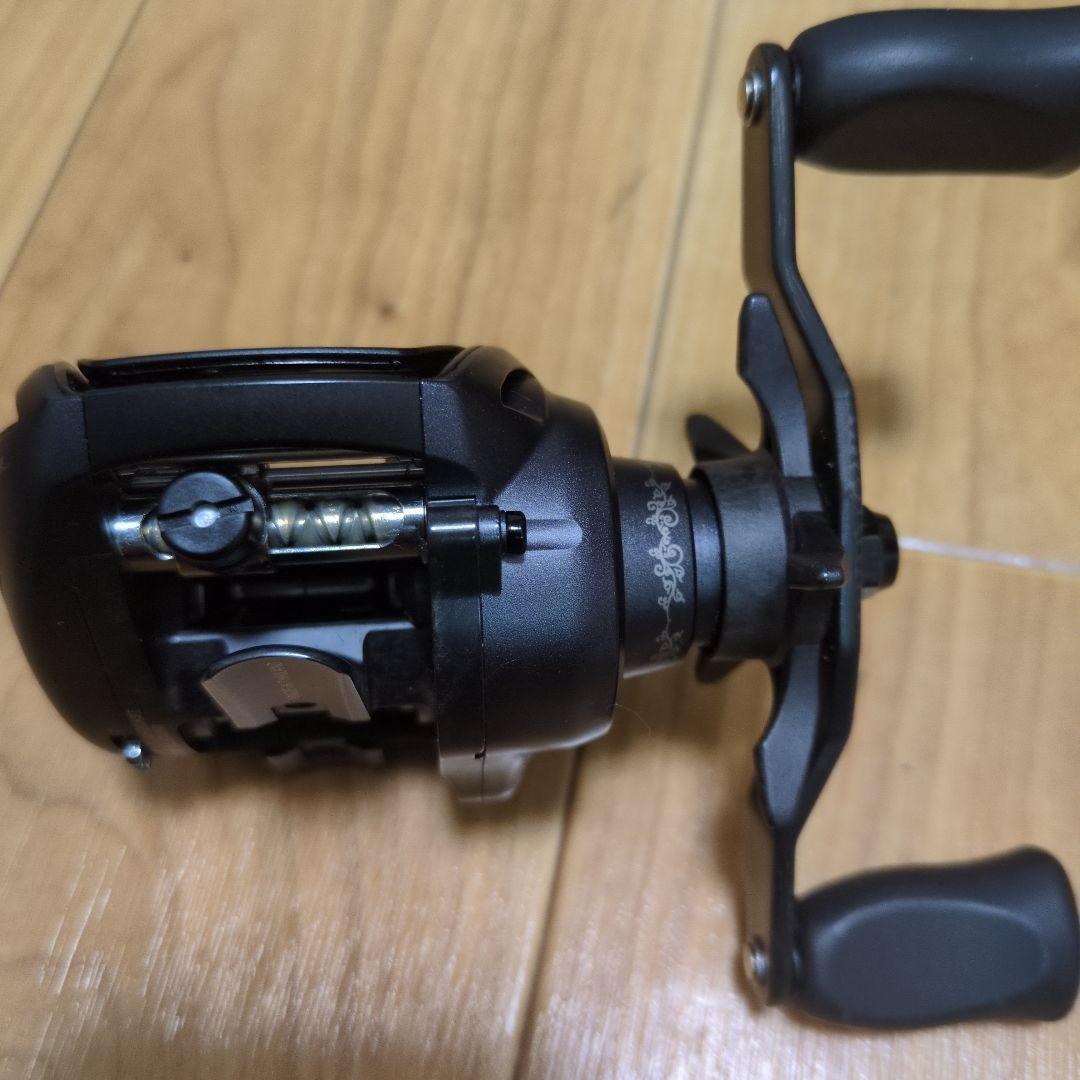 ガンクラフト　T3マーゴ　ベイトリール リールカバー付き