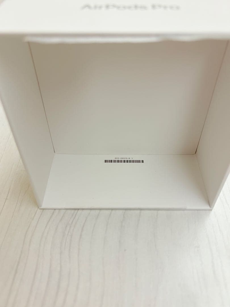 AirPods Pro第2世代 AppleCare+保証付き　ESRケース付き