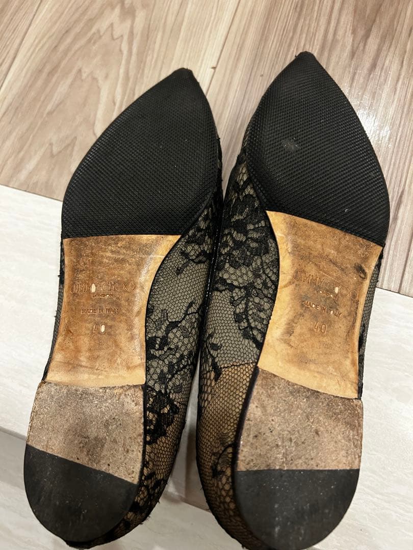 JIMMY CHOO ブラック レース フラットシューズ