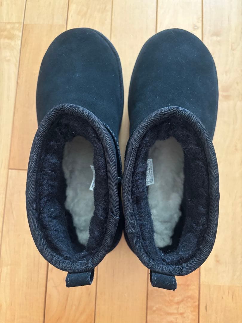 UGG ムートンブーツ厚底　ブラック