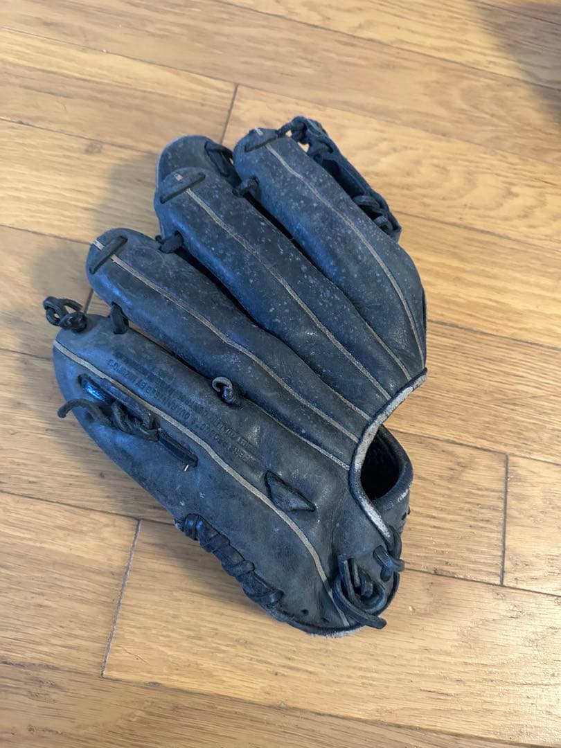 ミズノ　グローブ　内野