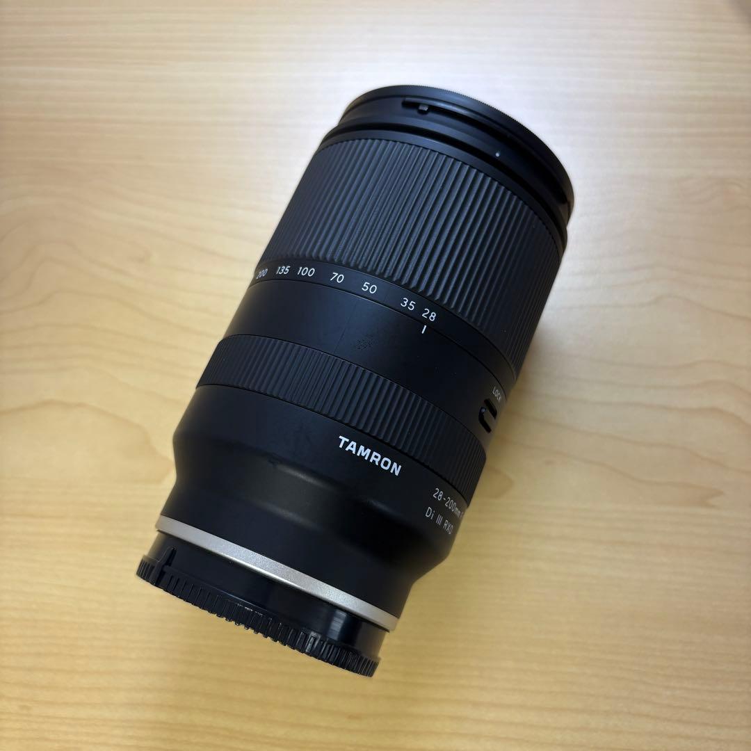 Tamron 28-200mm F2.8-5.6 ソニーEマウント（おまけ付き）