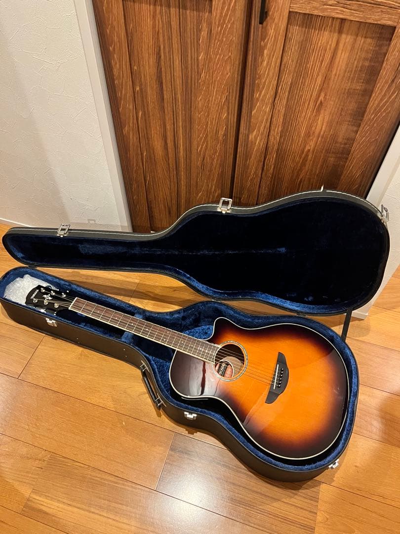 エレアコ　YAMAHA APX600 サンバースト ハードケース付き