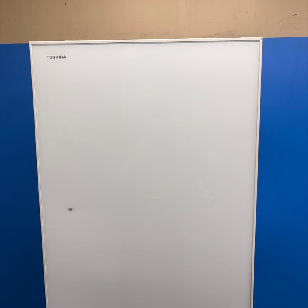 592 東芝大型冷蔵庫　400L強　自動製氷　小型　右開き　5ドア　ガラスパネル