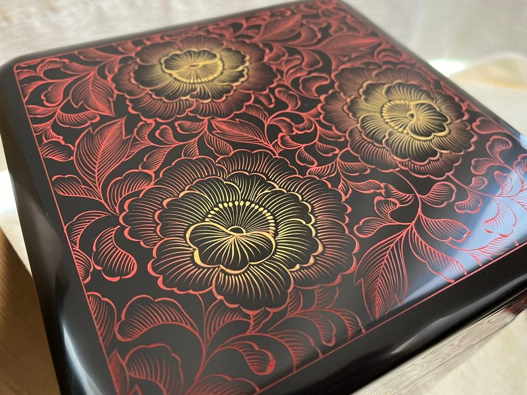 《美品》輪島塗　石川堂謹製　重箱　四段重 工芸品