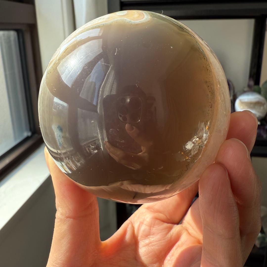 天然石アメジストの笑い口　置物　スフィアNO.120305