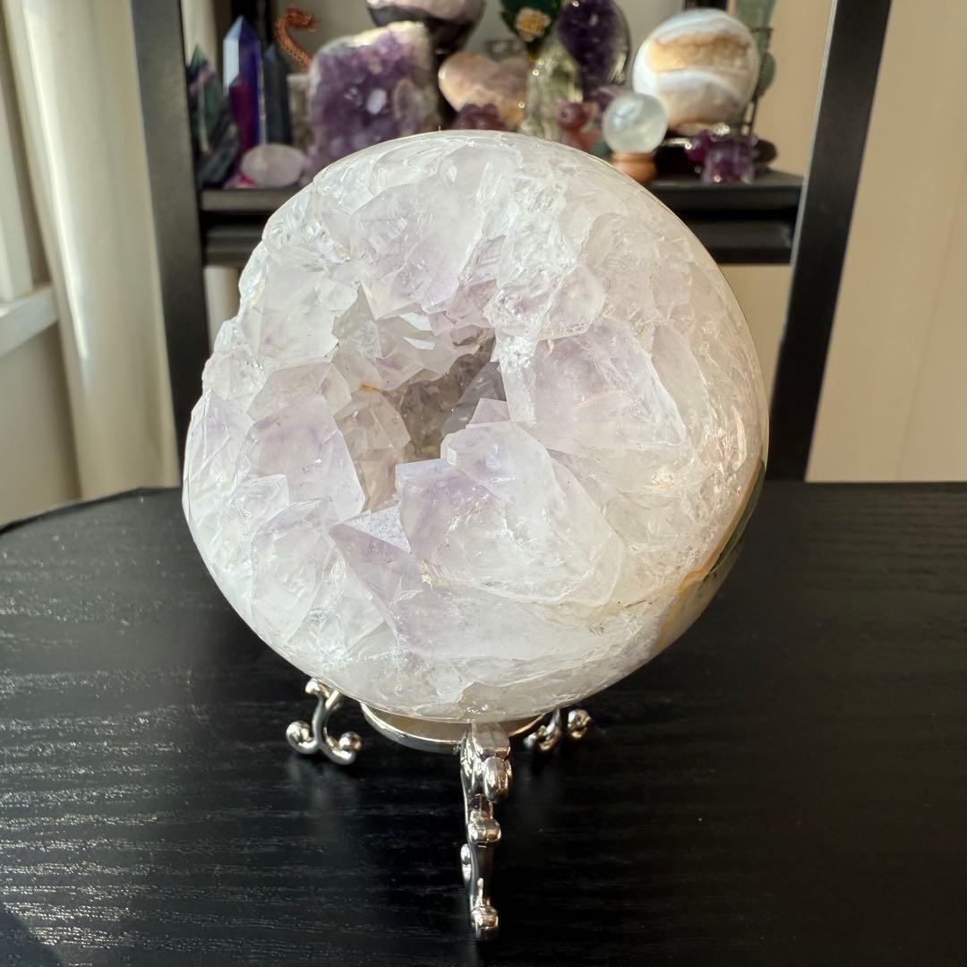 天然石アメジストの笑い口　置物　スフィアNO.120305