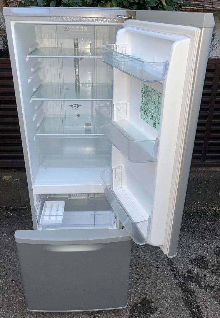 パナソニック冷凍冷蔵庫168L静音　抗菌脱臭自動霜取り機能付き　2018年製