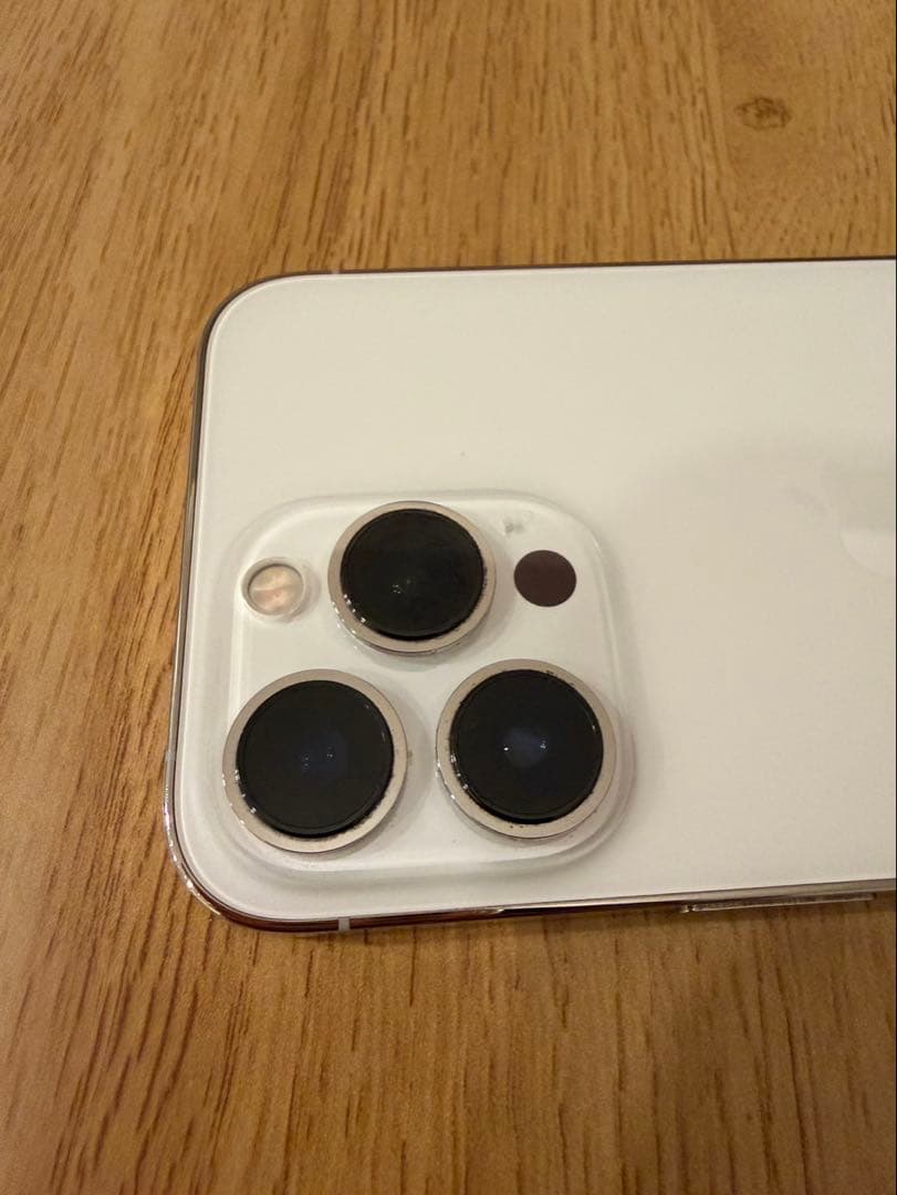 iPhone13プロ　シルバー　256GB