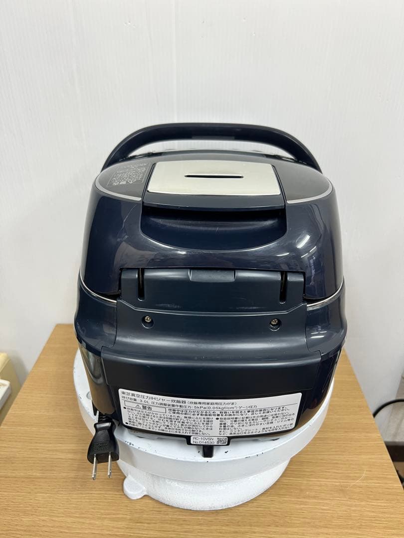 [東芝]真空圧力IH炊飯器 RC-10VSN 5.5合 かまど銅釜 2019年製