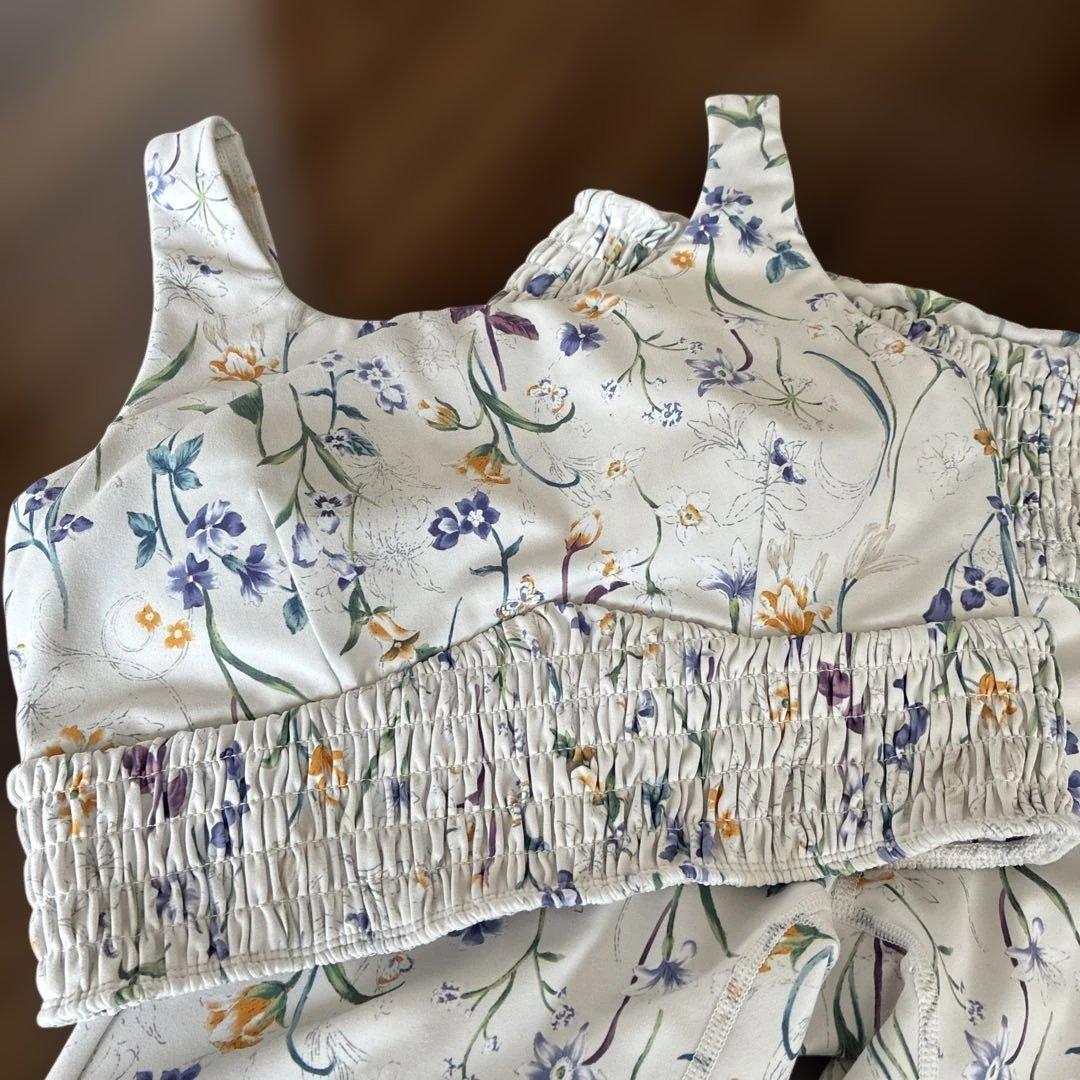 SUKALAフラワーシャーリングレギンス&ブラトップ　セット　Sサイズ