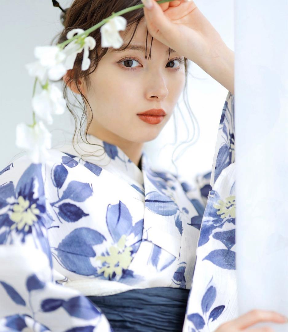 【本日最終セール】青い花柄浴衣・帯セット　Dita浴衣セット