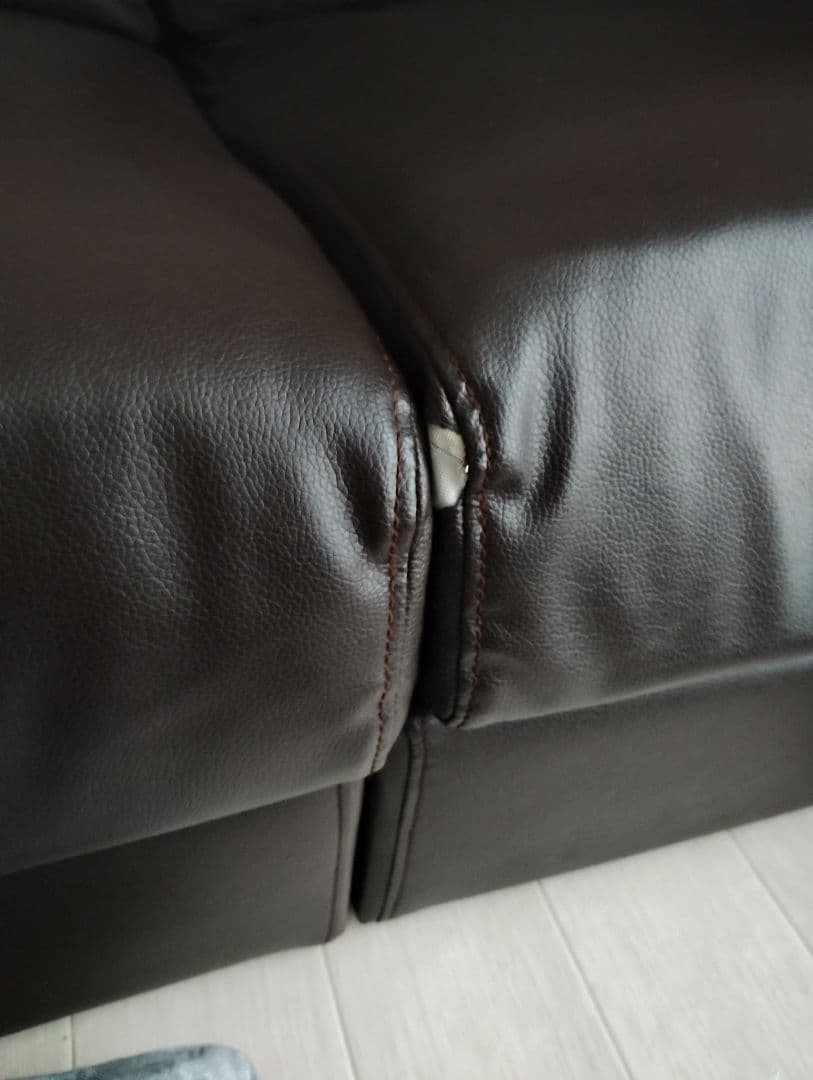 直接取引ダークブラウン 合成皮革ソファ　3人掛け+2人掛け