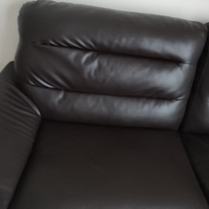 直接取引ダークブラウン 合成皮革ソファ　3人掛け+2人掛け