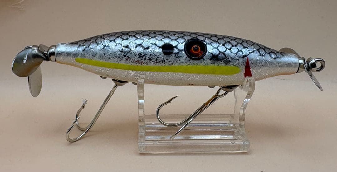 アカシブランド　New カポニータ シャッドイメージ　未使用品