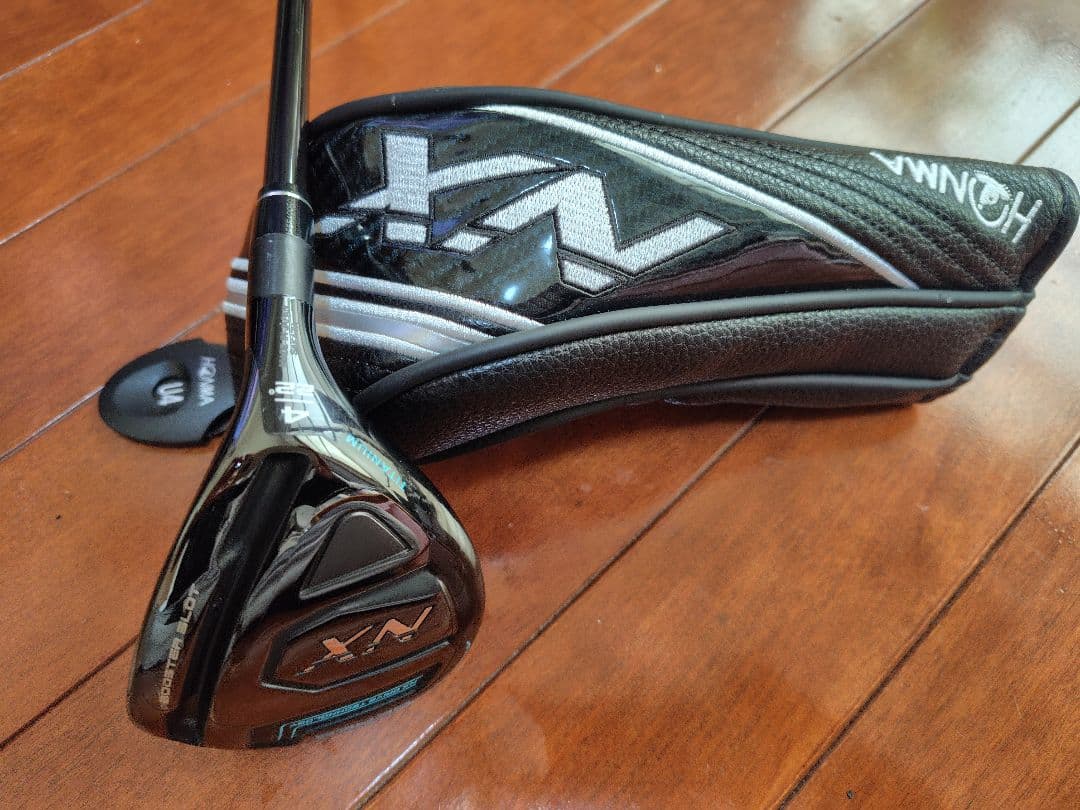 HONMA　BERES ＮＸ ４番ユーティリティ（ヘッドカバー付）
