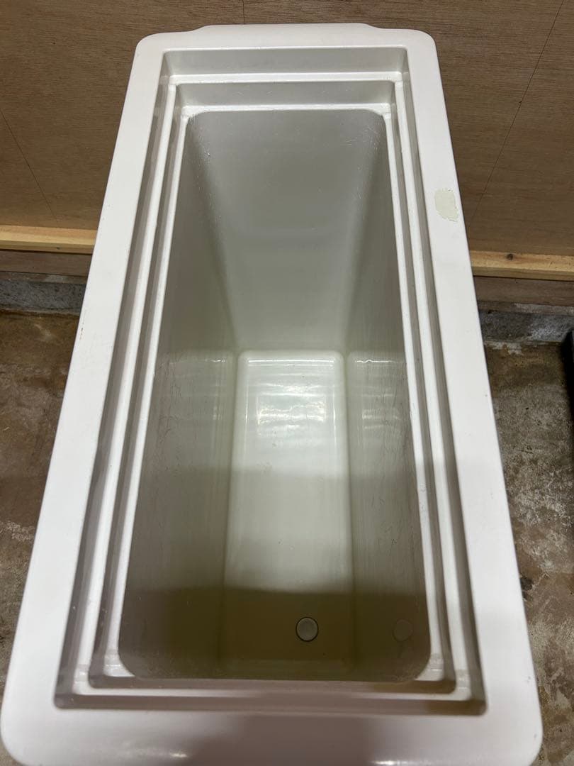 スライド扉タイプ冷凍ストッカー　SCR-S66 2019年製